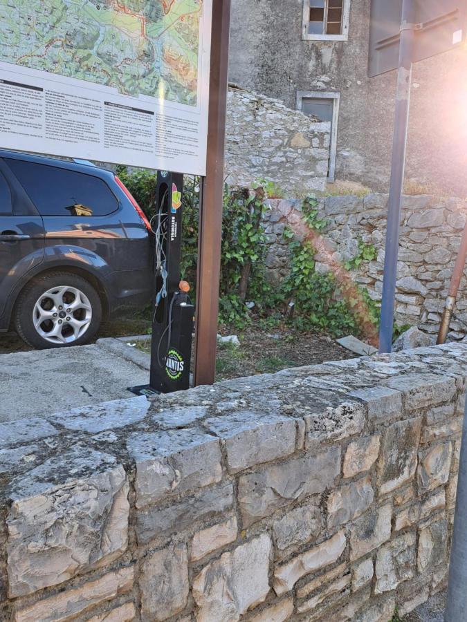 Hostal Sobe Anja Brtonigla Exterior foto