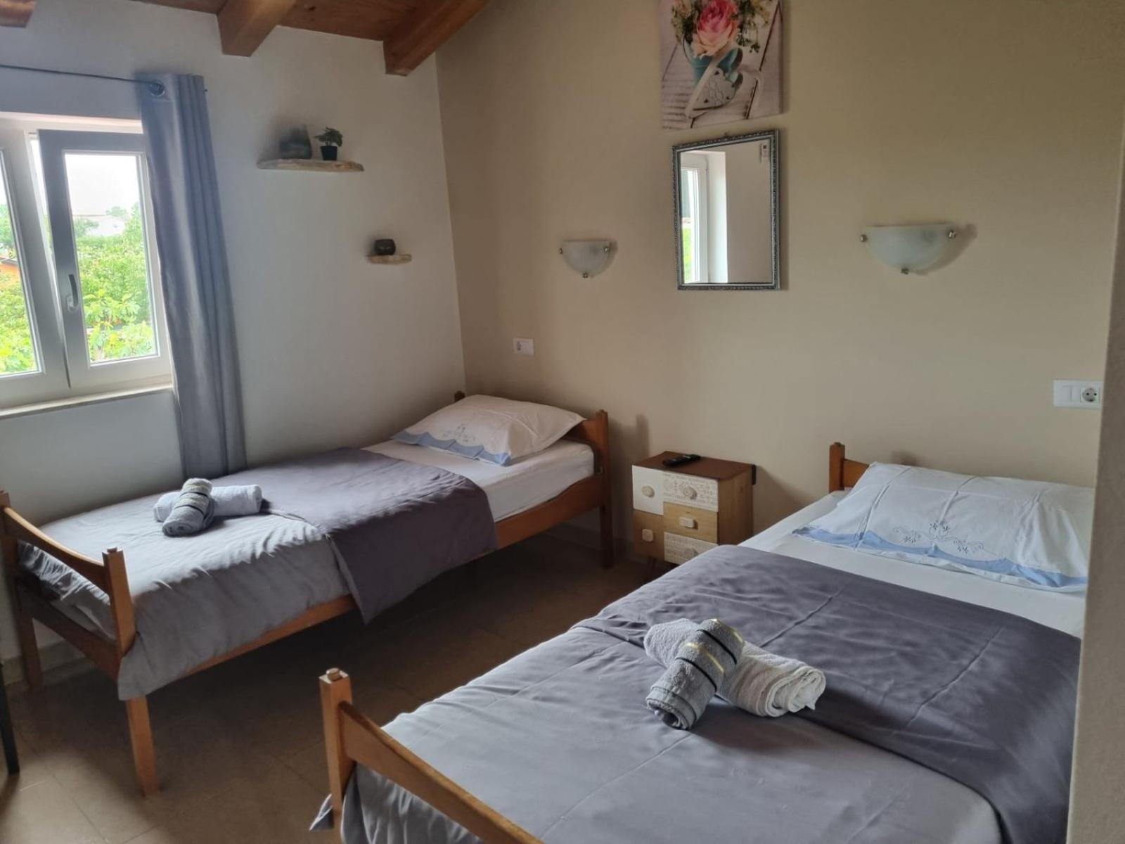Hostal Sobe Anja Brtonigla Habitación foto